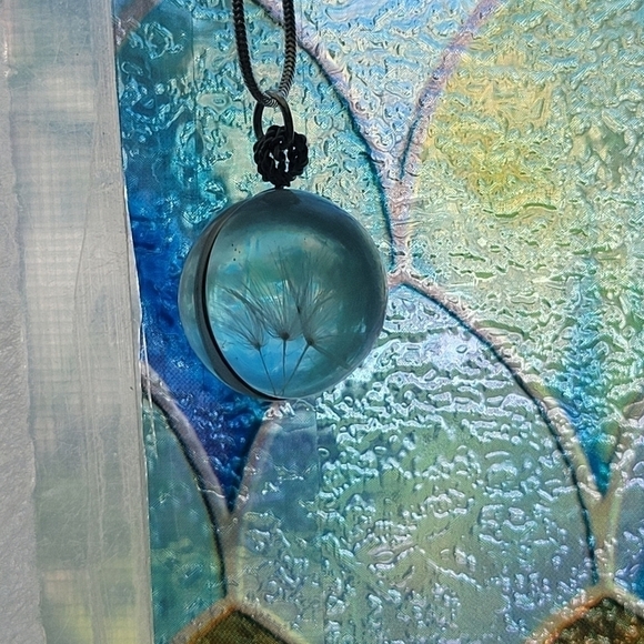 New Dandelion Seed In Glass Wire Wrapped Necklace 18 inch With Chain Extension - Picture 9 of 10